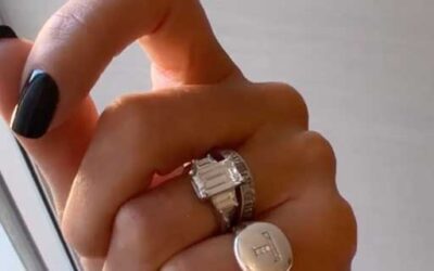 THE PINKY RING IS THIS SEASON’S MUST-HAVE ACCESSORY